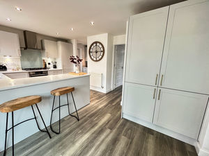 Photo 6- click for photo gallery